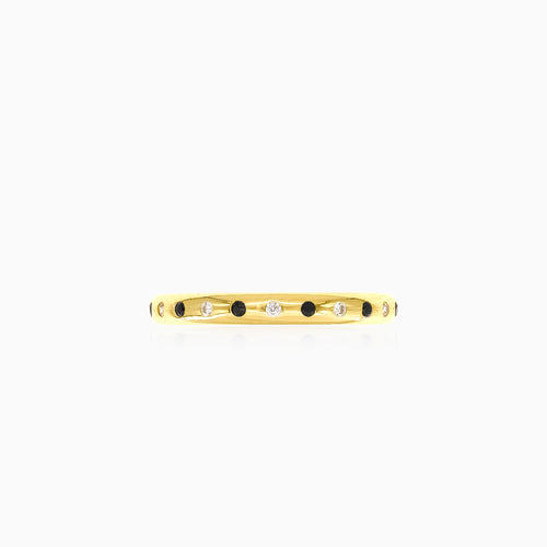 Golden radiance with white zirconia and black onyx ring