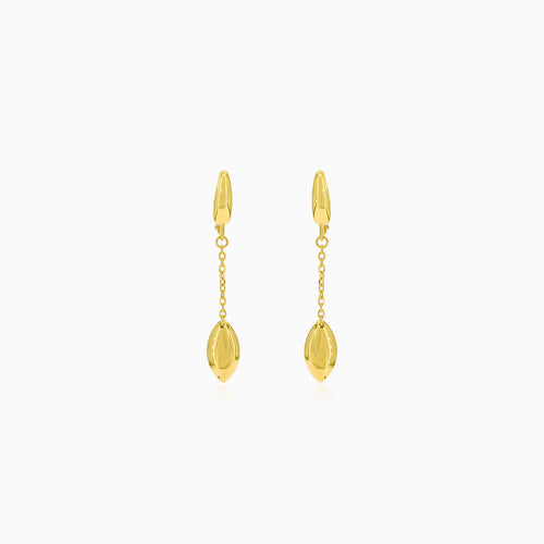 goldene-ketten-ohrringe-mit-blatt