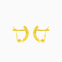 Tropfenohrringe mit Klappbügelverschluss aus Gelbgold