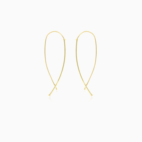 Gelbgoldene Anhänger-Ohrringe.