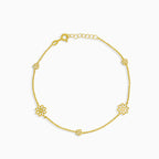 Zartes Kettenarmband mit Blumen