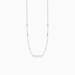 Minimalistický náhrdelník z bílého zlata s kuličkami a destičkami