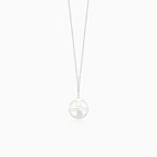 en or blanc avec silhouette de femme enceintenecklace with pregnant woman silhouette