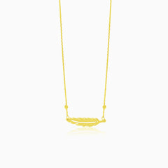 Collar de oro con pluma
