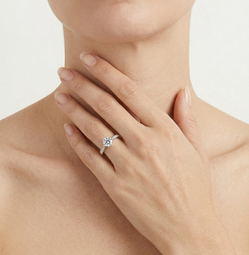 Funkelnder Silberring für Damen