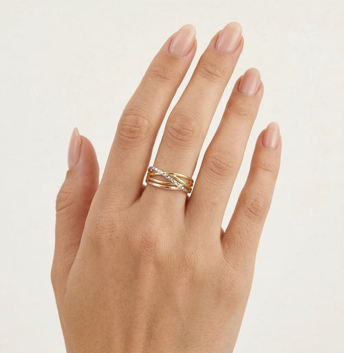 Gebogener Tri-Gold-Eleganz-Ring