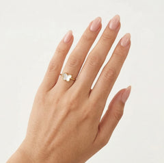 Anillo de mariposa en oro amarillo