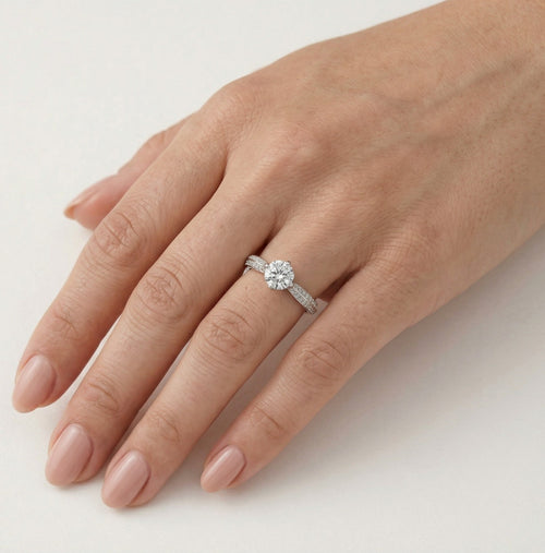 Cubic-Zirkonia-Silberring