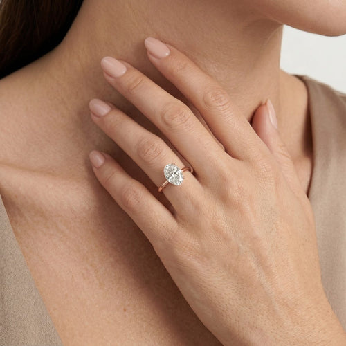 Luxusní Zásnubní Prsten S Oválným Diamantem V Růžovém Zlatě