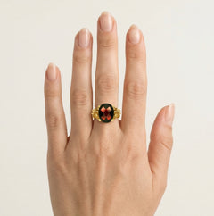 Artisan-Damenring aus Gold mit Granat