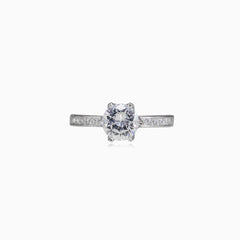 Six prong cubic zirconia ring