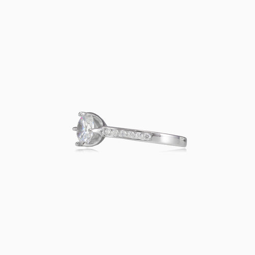 Six prong cubic zirconia ring