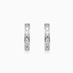 Pendientes huggie con zirconia cúbica