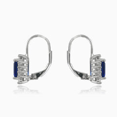 Rechteckige Ohrringe mit blauem Quarz