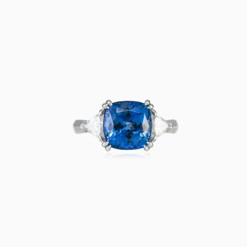 Zentraler Kissen-Schliff Tanzanit-Ring