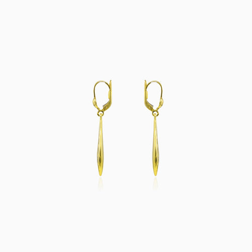 Dangling shiny detailed gold earrings