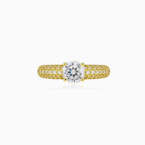 Akzent-Goldring mit Pavé-Fassung