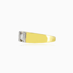 Glänzender Spannring aus Gold