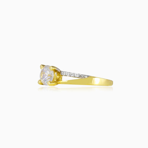Accent double-lined gold ring