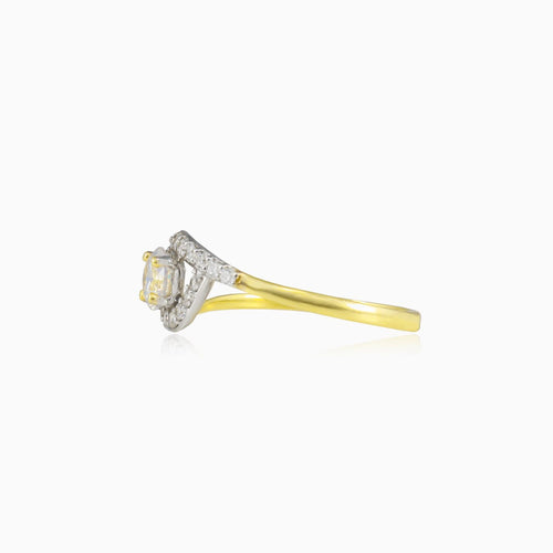 Bague inversée en or avec zirconium cubique