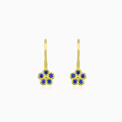 Blaue Blumenohrringe aus Gelbgold