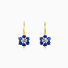 Blaue Blumenohrringe aus Gold