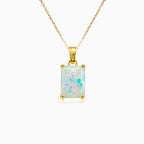 Rechteckiger weißer Opal Anhänger aus 14K Gold.
