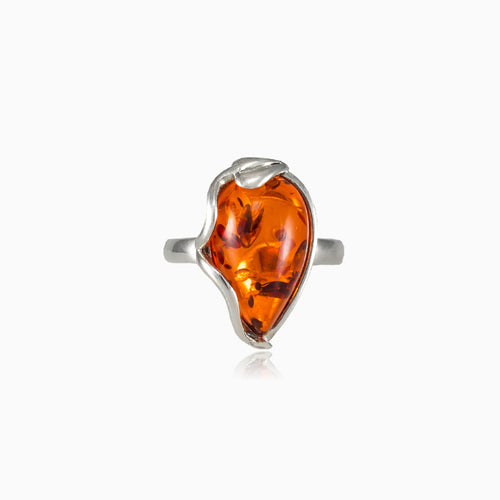 Bernstein-Ring mit Perle