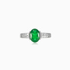Anillo de jade semi engastado