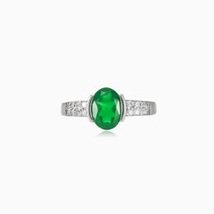 Anillo de jade semi engastado