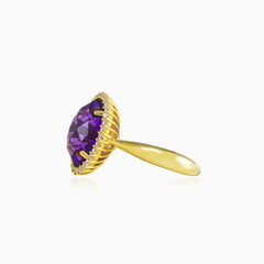 Massive oval amethyst gold ring
