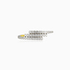 Three cubic zirconia lines gold ring
