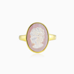 Cameo classic gold ring