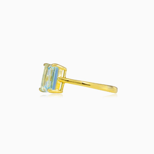 Blauer Topas-Ring aus Gold