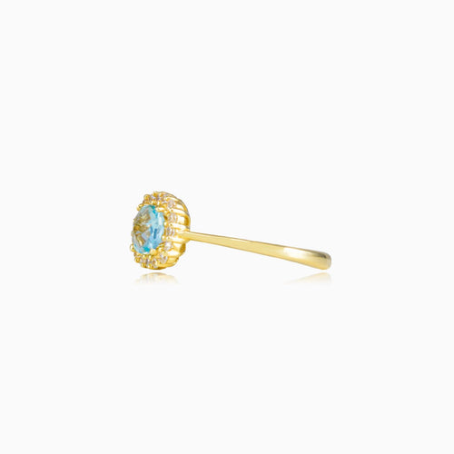 Cushion topaz gold ring