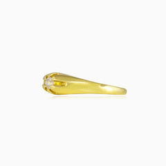 Thin levitating cubic zirconia gold ring