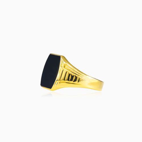 Detaillierter Goldring