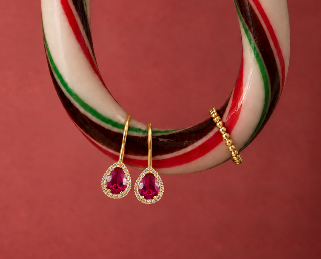 How to Choose Jewellery as a Christmas Gift and Get It Right