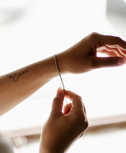 How to Choose Wedding Jewellery: The Complete Guide for Brides