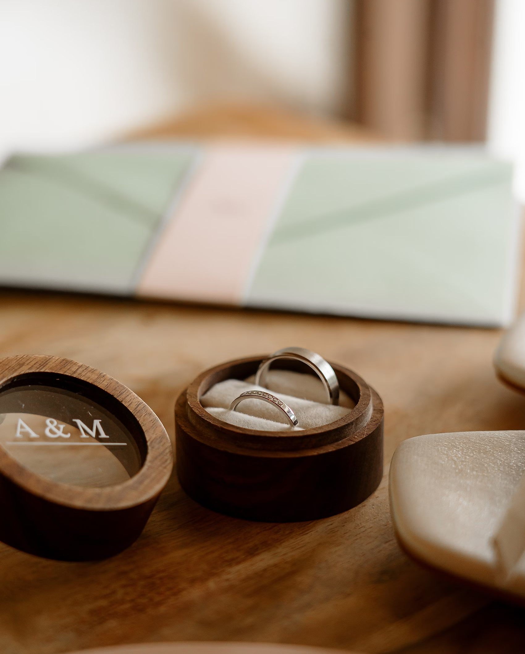 When to Start Choosing Your Wedding Rings