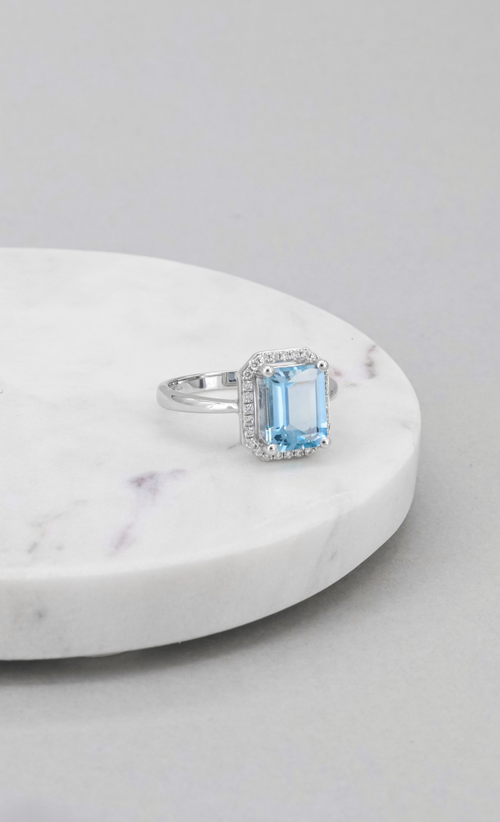 Dive into the Captivating Beauty of Aquamarine: Exploring March's Birthstone