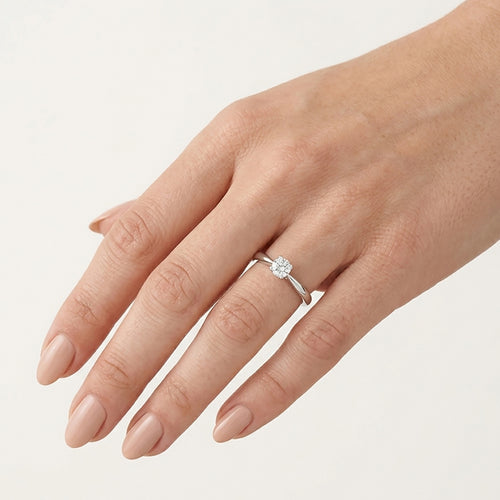 Solitérní prsten Noelle s přírodním diamantem z bílého zlata