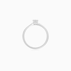 Solitérní prsten Elara z bílého zlata s diamantem