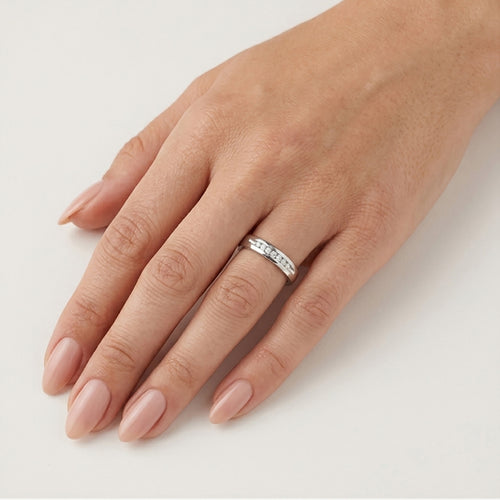 Luxury White Gold Diamond Ring
