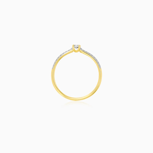 Yellow Gold Ring With Diamond-Set Shoulders