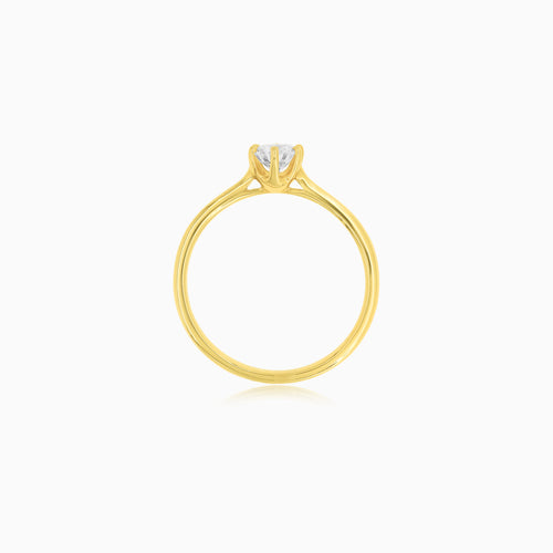 Klasický Solitérní Zásnubní Prsten S Diamantem Ve Žlutém Zlatě