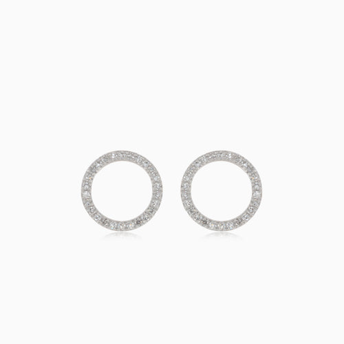 Rose gold stud earrings with round diamond