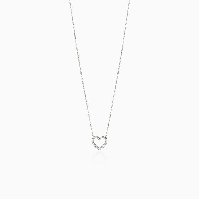 Náhrdelník z bílého zlata se srdcem a diamanty