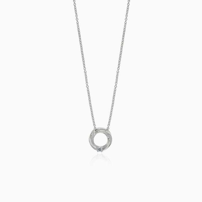 Náhrdelník z bílého zlata se solitérním diamantem