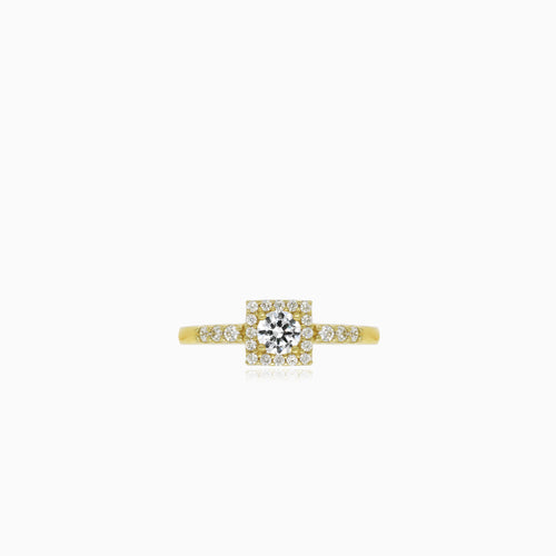 Square-shaped cubic zircon yellow gold ring